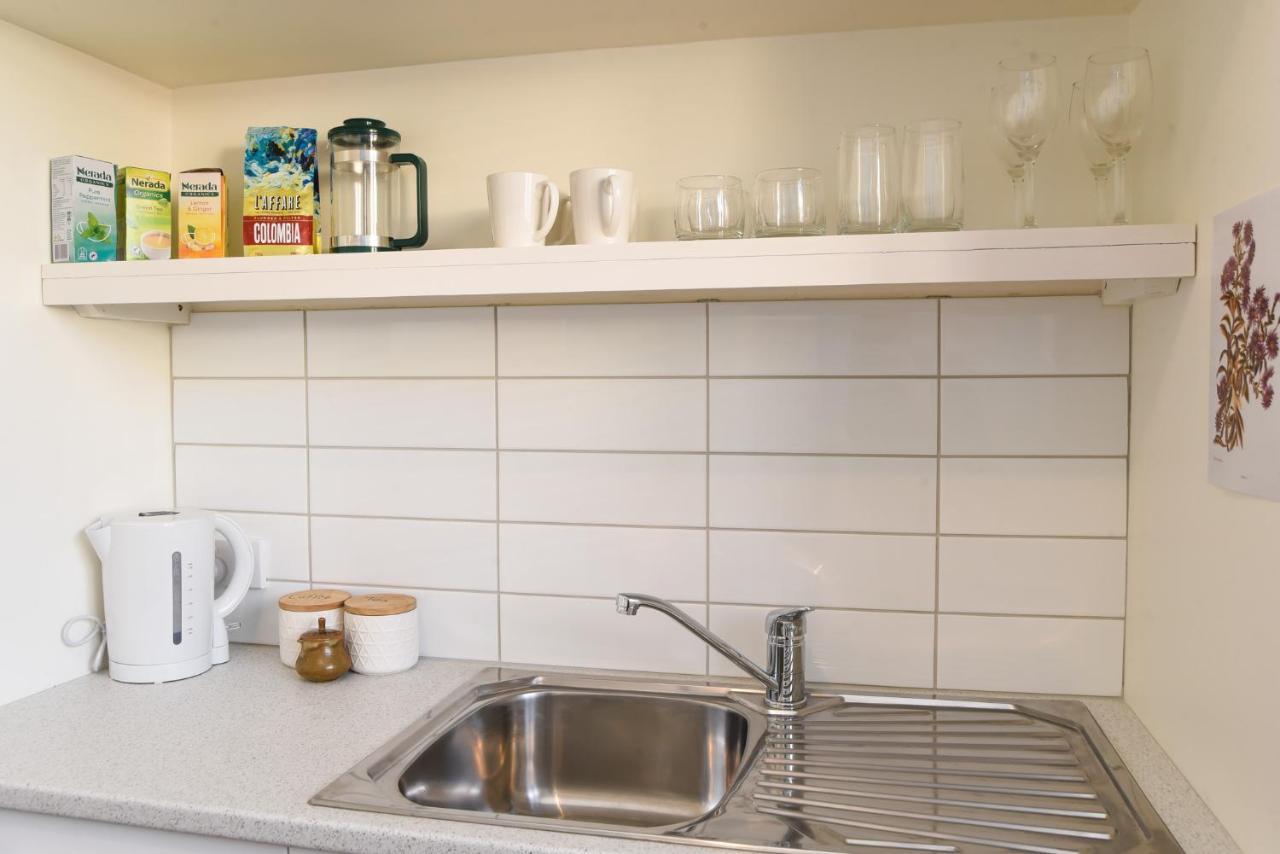 Sunny Mornington 2 Bedroom Guest Suite ดะนีดิน ภายนอก รูปภาพ