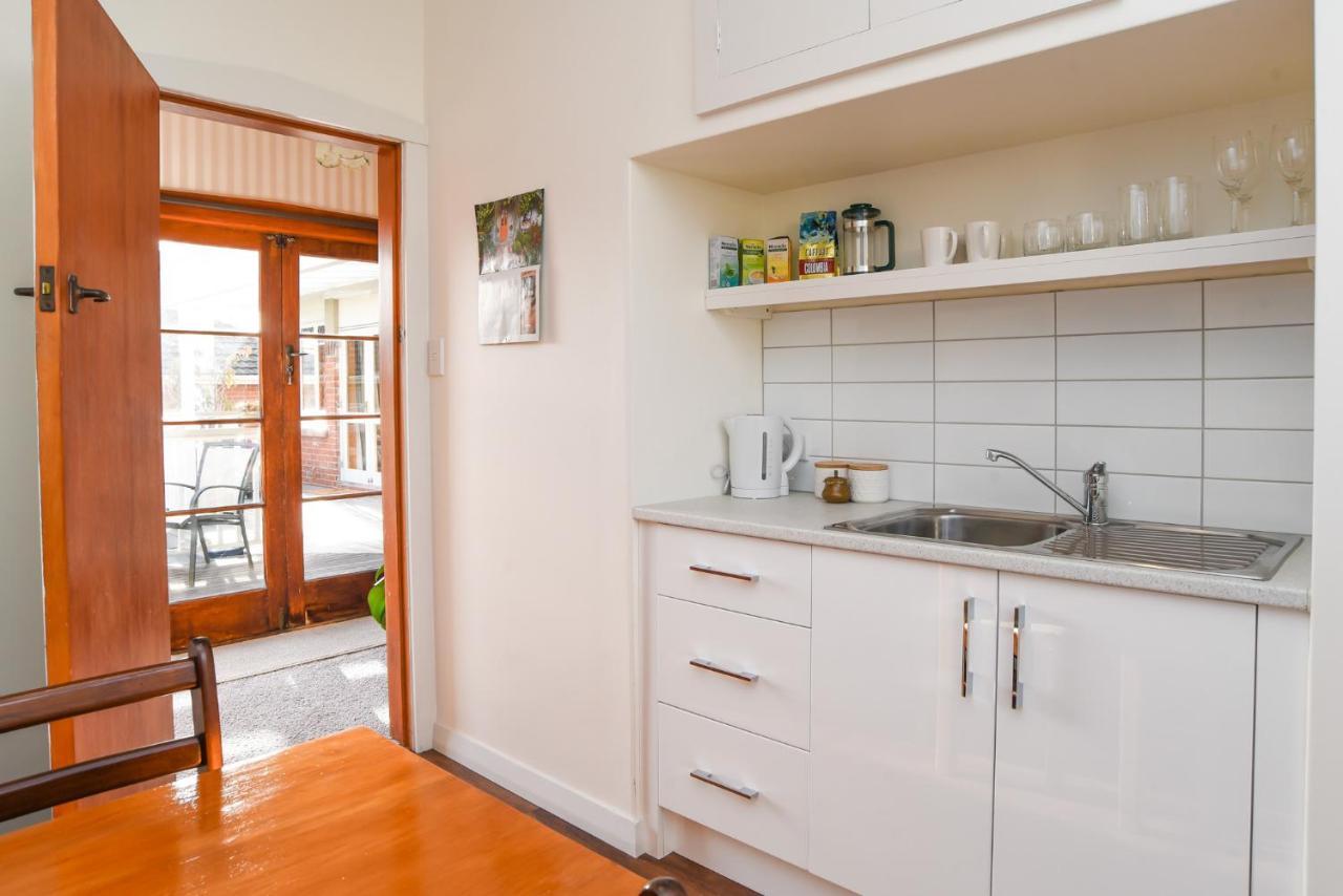 Sunny Mornington 2 Bedroom Guest Suite ดะนีดิน ภายนอก รูปภาพ